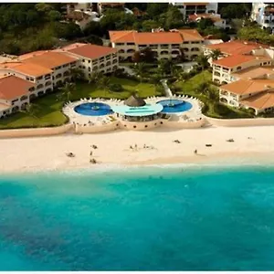 Bonito Departamento: Beachfront Oasis Near Quinta Avenida Playa del Carmen